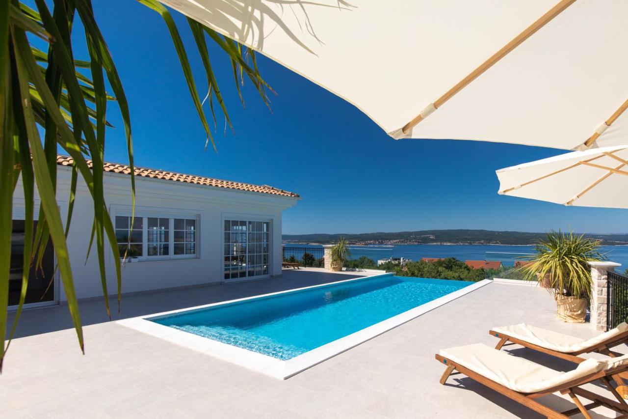 Villa Vespera-infinity Heated Pool Crikvenica